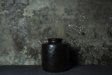 Terracotta pot - Black